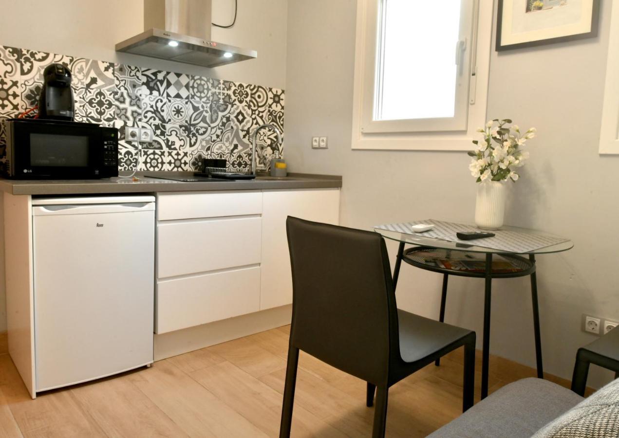 Ms4 Apartamentos Nervion Seville Exterior photo