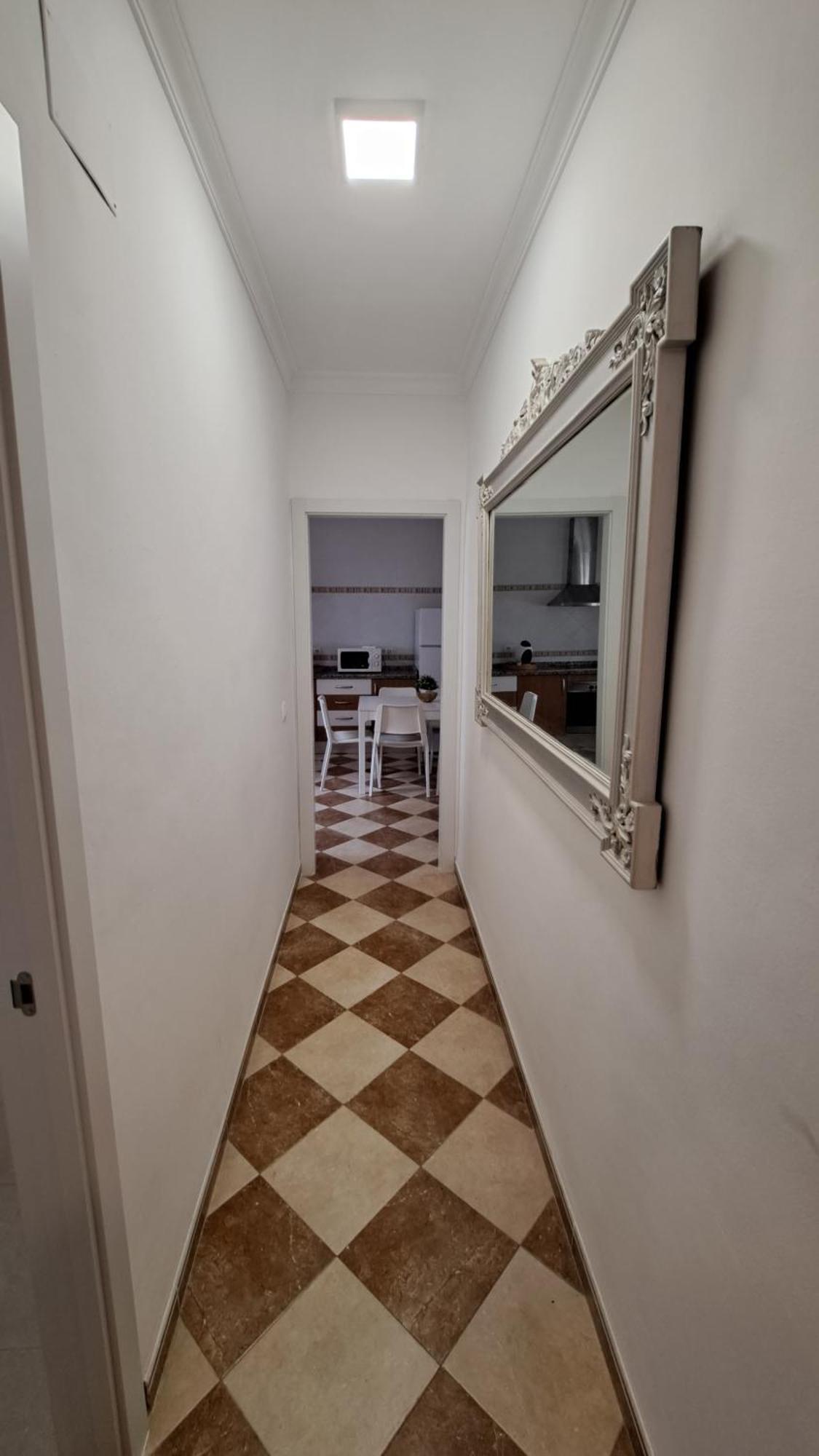 Ms4 Apartamentos Nervion Seville Exterior photo